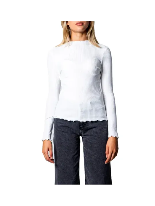 Weißes Rippstrickoberteil mit Rüschensaum