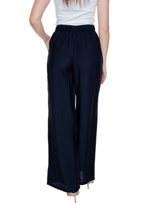 Hosen Vero Moda - Vero Moda Pantaloni Donna 60,00 €  | Planet-Deluxe