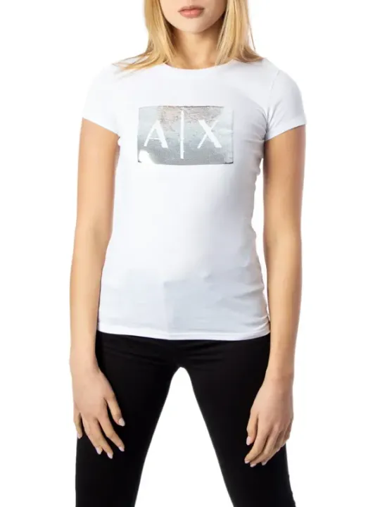 Weißes A|X T-Shirt, schwarze Hose