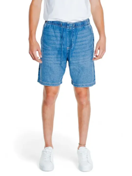 Leichte Denim-Shorts mit Knopfleiste