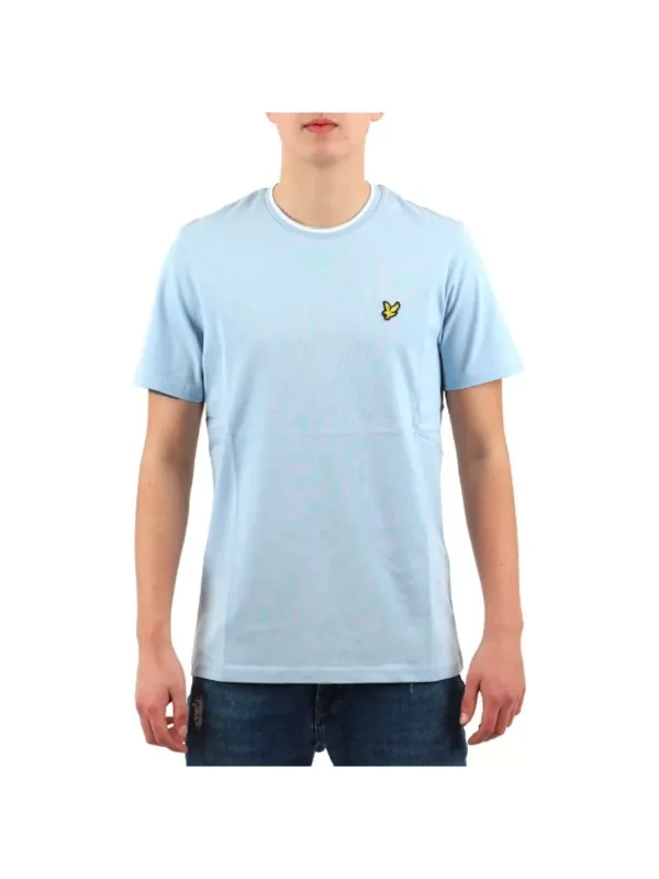 Blaues T-Shirt mit Schmetterling