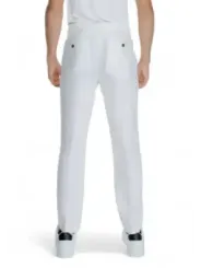 Weißer Herrenanzug, schlanker Schnitt