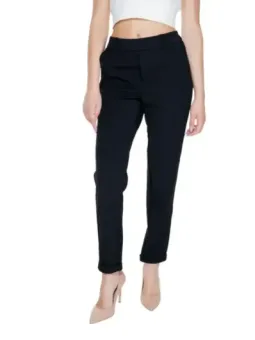 Schwarze, schmale, cropped Vero Moda Hose