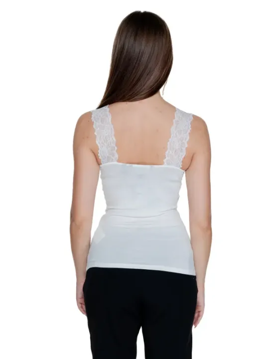 Weißes Tanktop mit Spitzenriemen