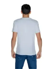 Guess T-Shirt Jeans Herrenmodell hinten