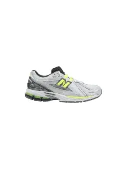 New Balance Damen Sneaker Grau mieten | Flex-Fashion Verleih