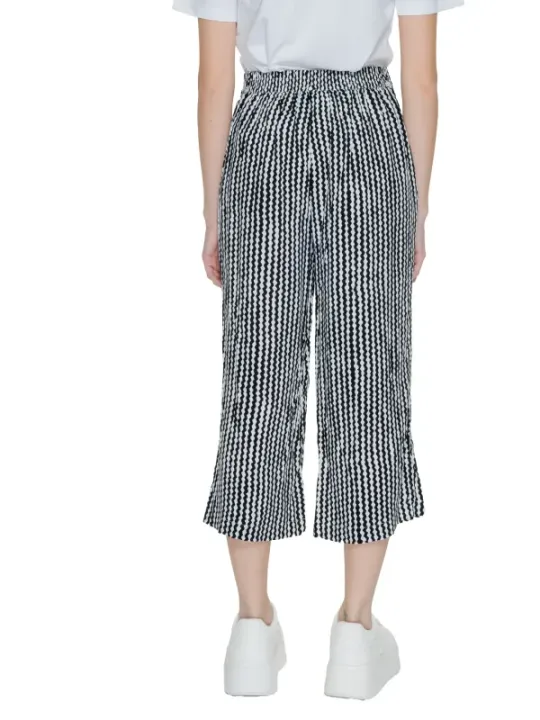 Gestreifte weite Hosen mit Plateauabsatz