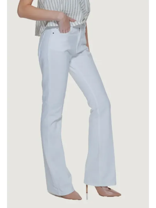 Weiße Bootcut Jeans von Guess