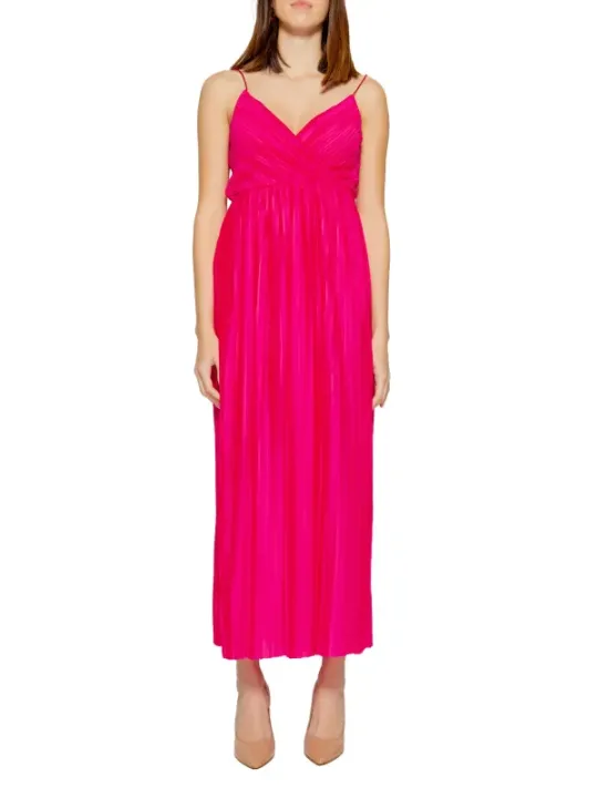 Pinkes Seidenabendkleid mit Wasserfall Ausschnitt