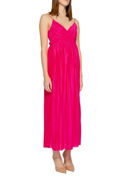 Fuchsia pinkes Abendkleid mit Trägern