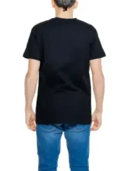 Schwarzes T-Shirt Rückansicht lässig