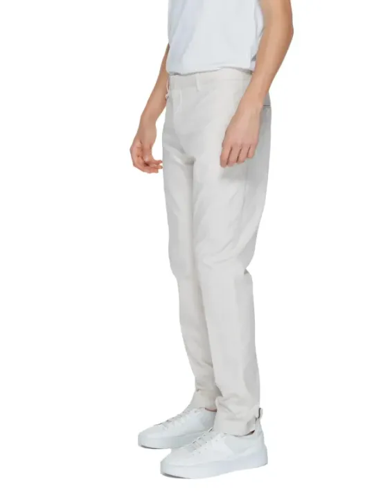 Weiße Stretch-Baumwollhose schlanker Schnitt