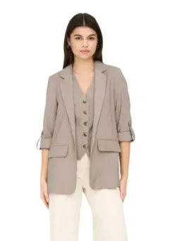 "Beige Damen Blazer mieten - Only Frühling/Sommer Kollektion"