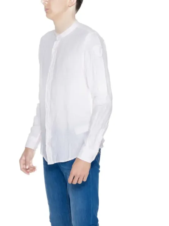 Weißes Hemd mit Mandarin-Kragen