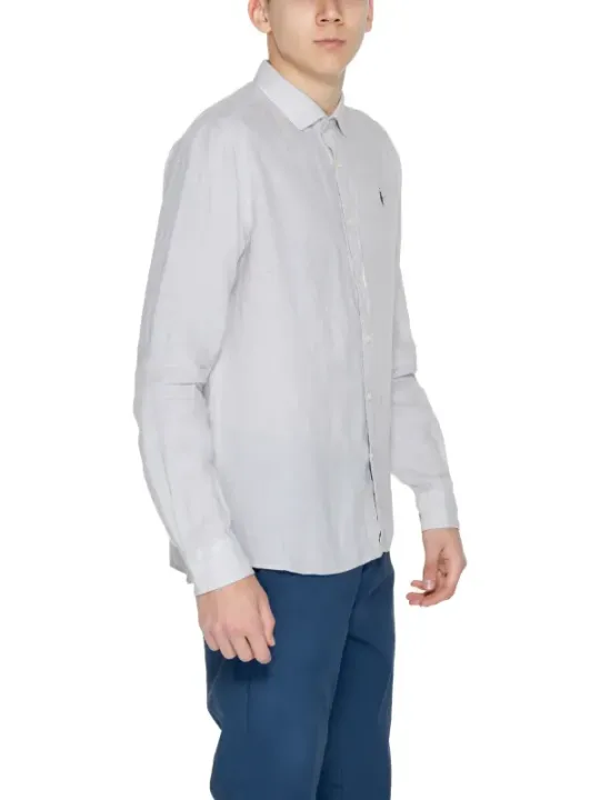 Weißes Hemd mit französischen Manschetten