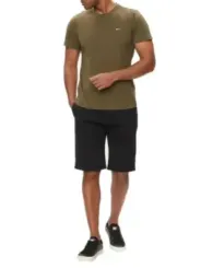 Tommy Hilfiger grüne Shorts und T-Shirt