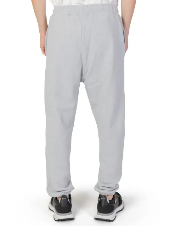 Leichte graue Trainingshose mit hohem Bund