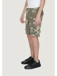 Camouflage Cargo-Shorts für den Sommer