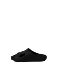 Schwarze EVA Clogs flacher Rückseite