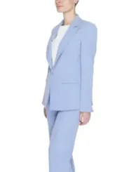 Helles Blazer-Kostüm, professionelle Damenmode