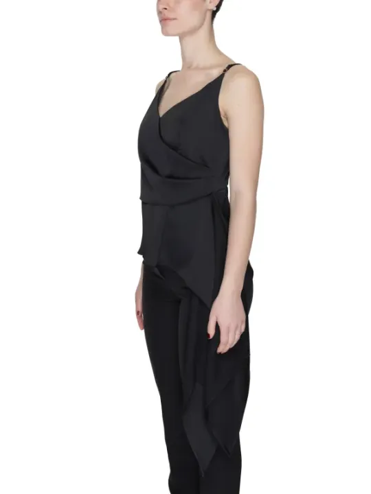 Schwarzes trägerloses Wickeloberteil und Hose