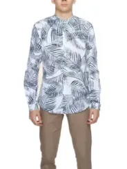 Weißes Hemd mit Palmenmuster