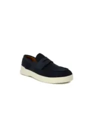 Schwarzer Wildledermokassin mit weißer Sohle