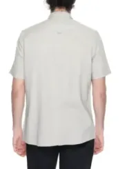 Leichtes graues Hemd mit Knopfleiste