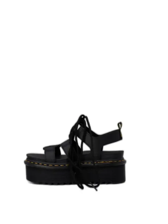 Schwarze Dr. Martens Riemchensandalen mit Absatz