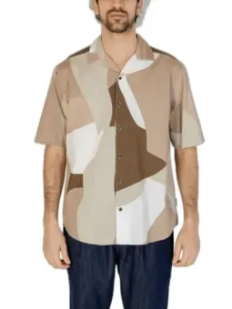 Beiges Kurzarmhemd mit Knopfleiste