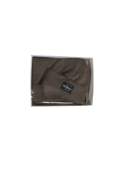 Grüne Calvin Klein Strickmütze im Beutel