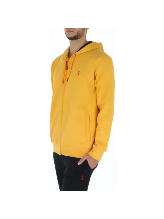 Gelbe Golfjacke mit rotem Detail