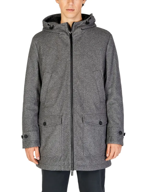 Warmer Wollmantel mit Kapuze