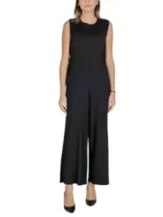 Schwarzer, plissierter Sandro Ferrone Jumpsuit