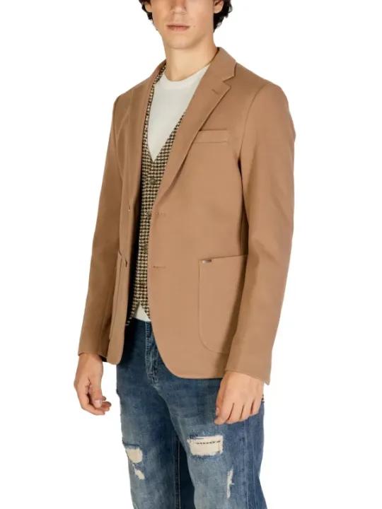 Tanfarbenes Herrenblazer, schlanker Schnitt