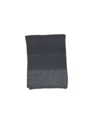 Schwarzer Stoff mit Strasssaum