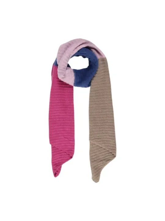 Pastellfarbener Schal aus drei Stoffen