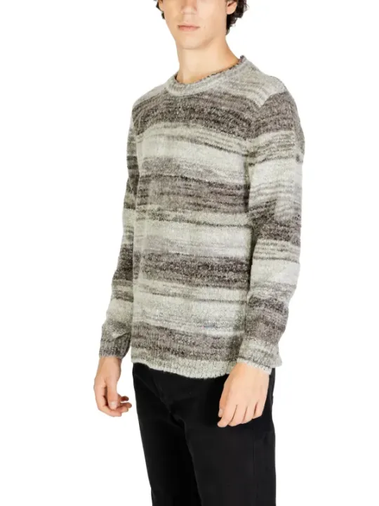 Marmorierter grauer Woll-Lupo-Pullover