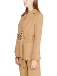 Beiges Blazer mit weitem Hosenbein