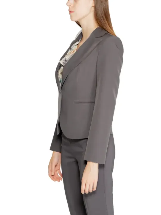 Professionelle Damen- und Herrenanzüge dunkelgrau