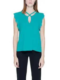 Bordeauxfarbene Bluse mit smaragdgrünem Ausschnitt