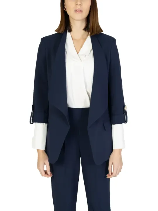 Marinierter marineblauer Damenanzug aus Wolle