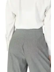 Hoch taillierte karierte Stoffhose