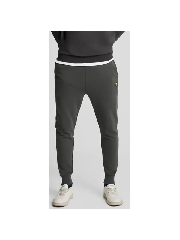 Graue Lyle & Scott Trainingshose hinten