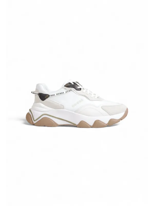 Weiße Guess Sneaker mit dicker Sohle