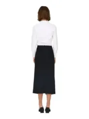 Wollrock mit Überlappung und Reißverschluss