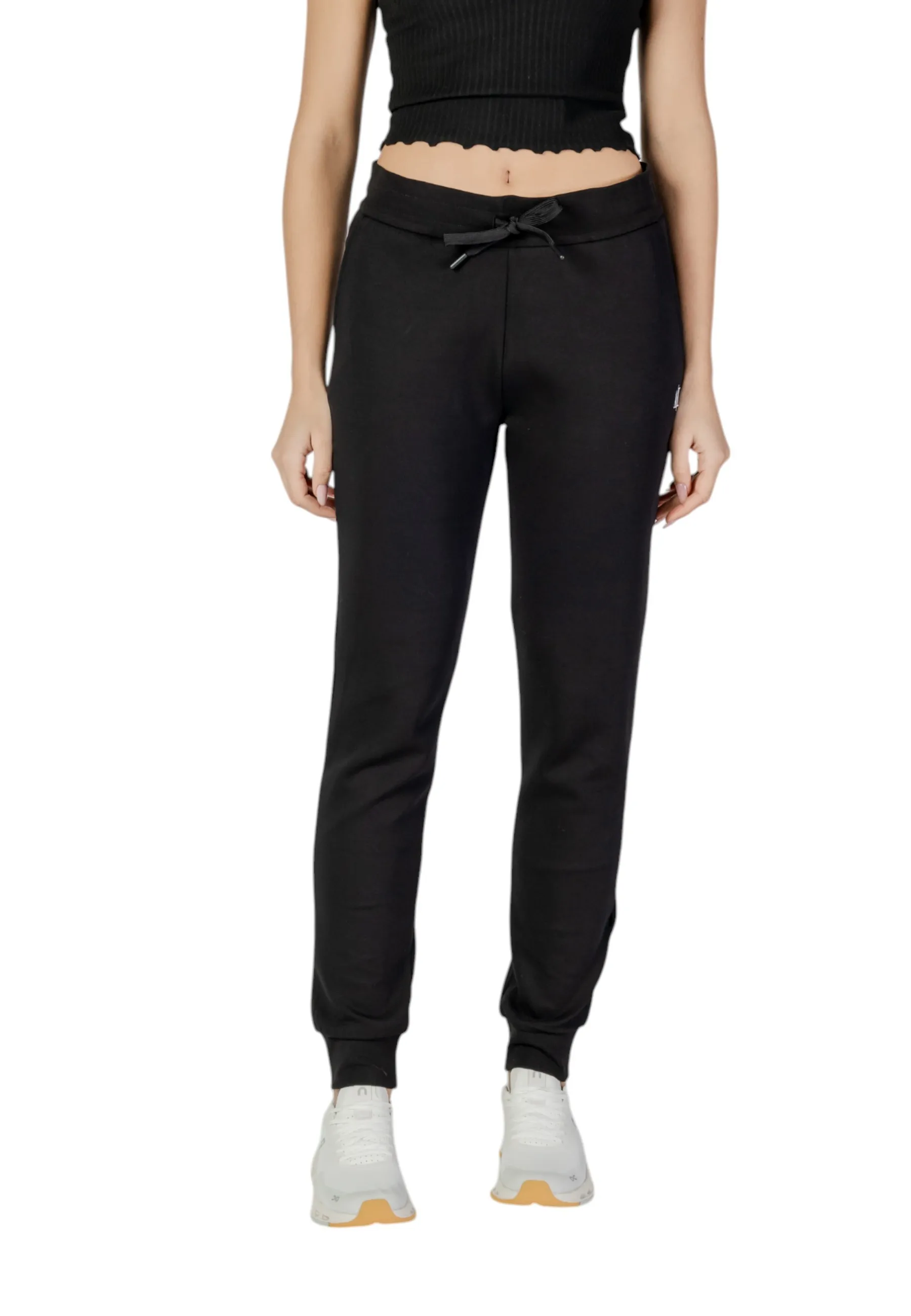 Armani Exchange Hose Schwarz 482981