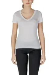 Weißes V-Ausschnitt T-Shirt graue Hose