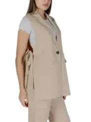 Beiger Blazer-Hosenanzug mit Gürtel