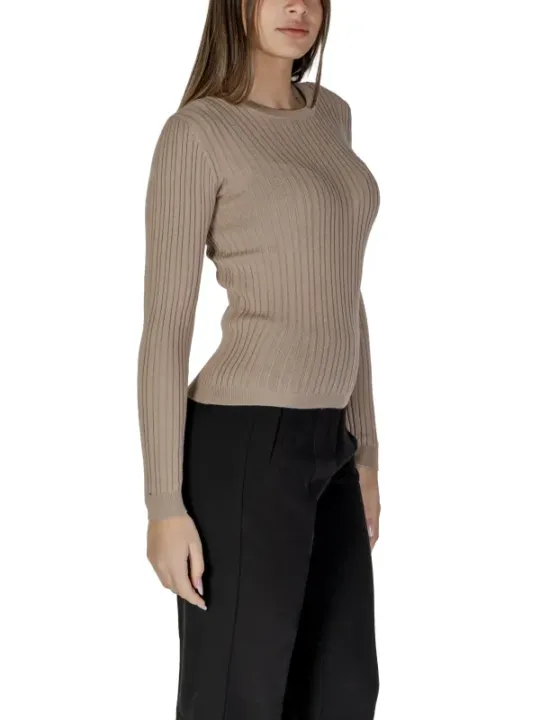 Geripptes braunes Vila Pulloveroberteil